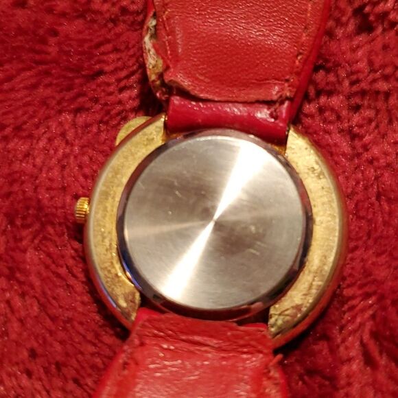 Santa Claus Christmas Rubies Red‎ Crystals Leather Band Gold Tone Sparkle Watch - Picture 8 of 10